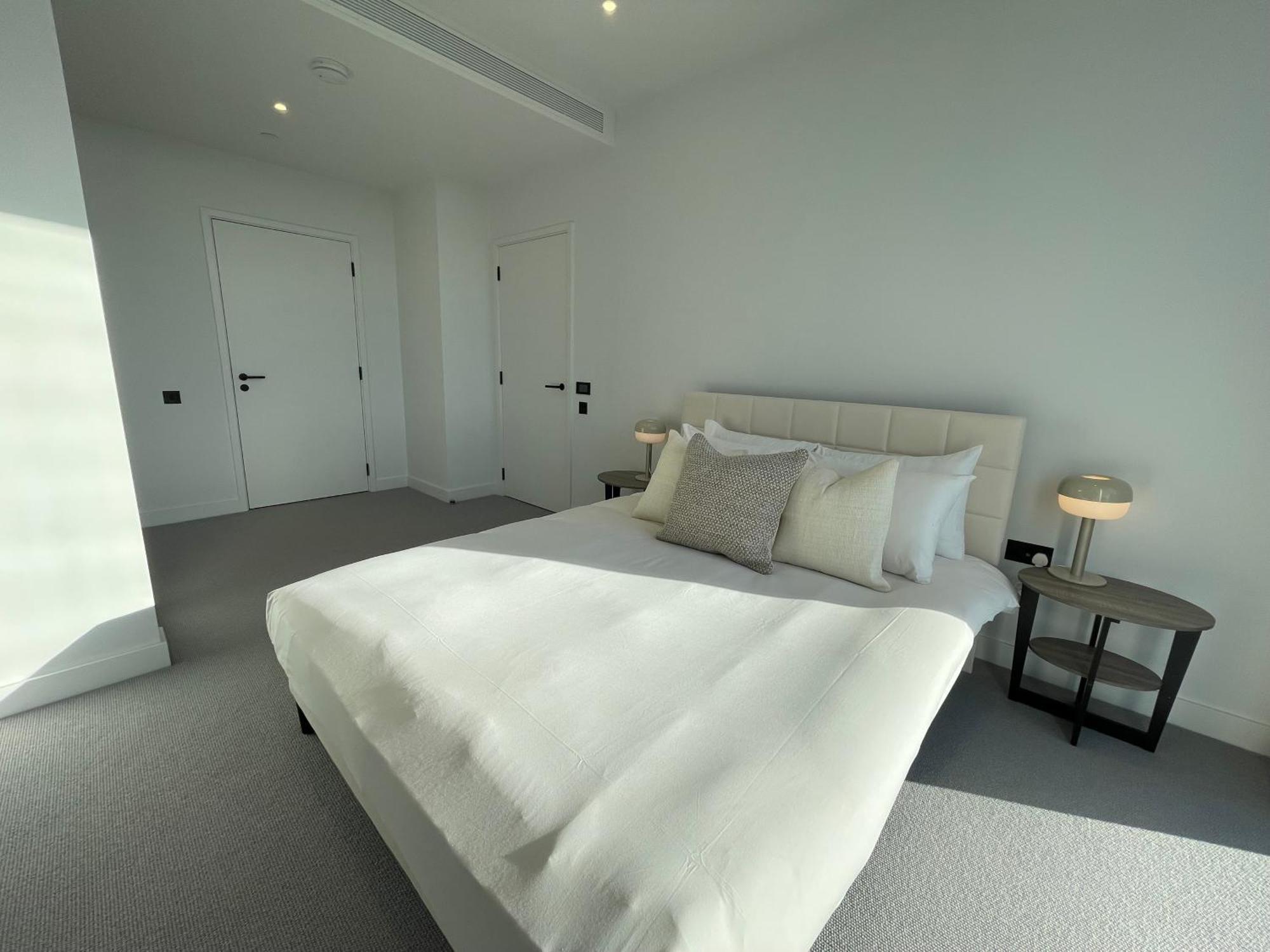 Battersea Power Apartments London Exterior photo