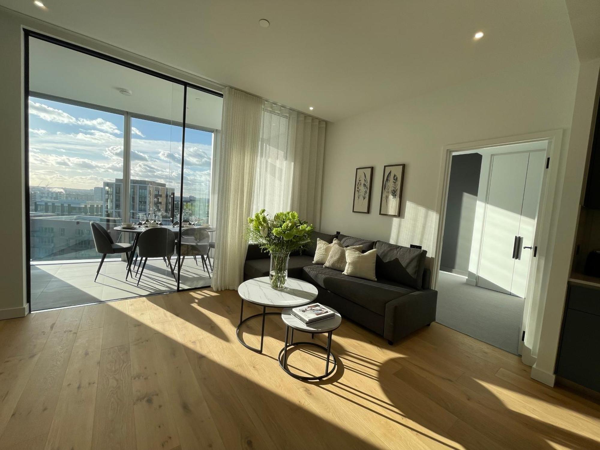 Battersea Power Apartments London Exterior photo