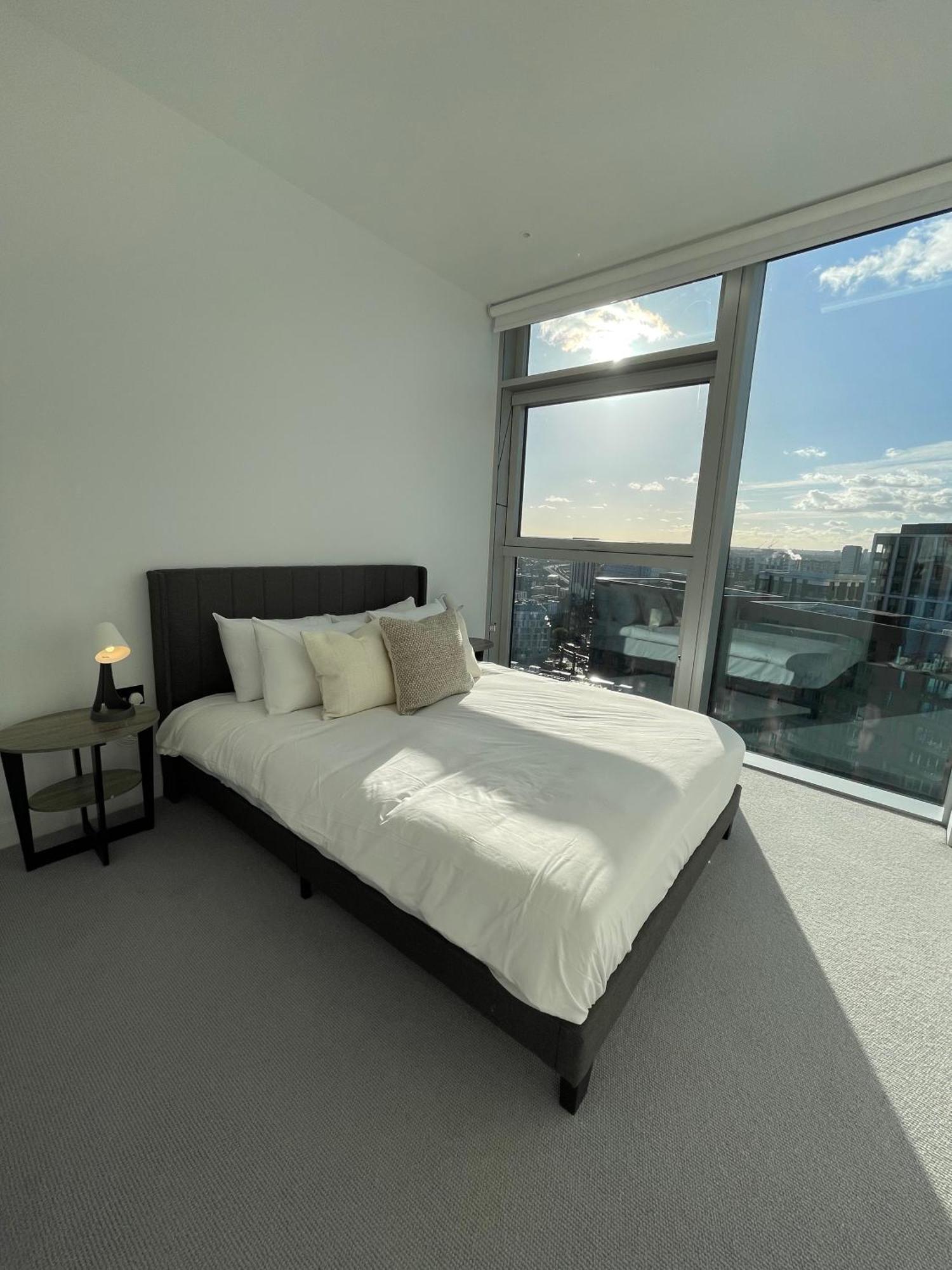 Battersea Power Apartments London Exterior photo